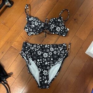 Macy’s Salt & Cove Floral Bikini Set